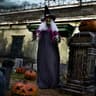 Hanging animatronic witch, 72 in, bright eyes